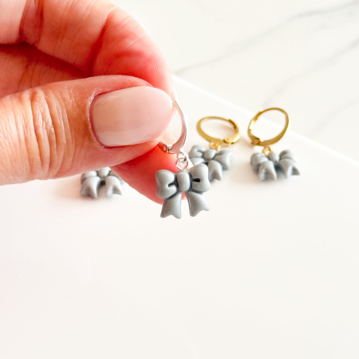 Silver Christmas Bow Huggies