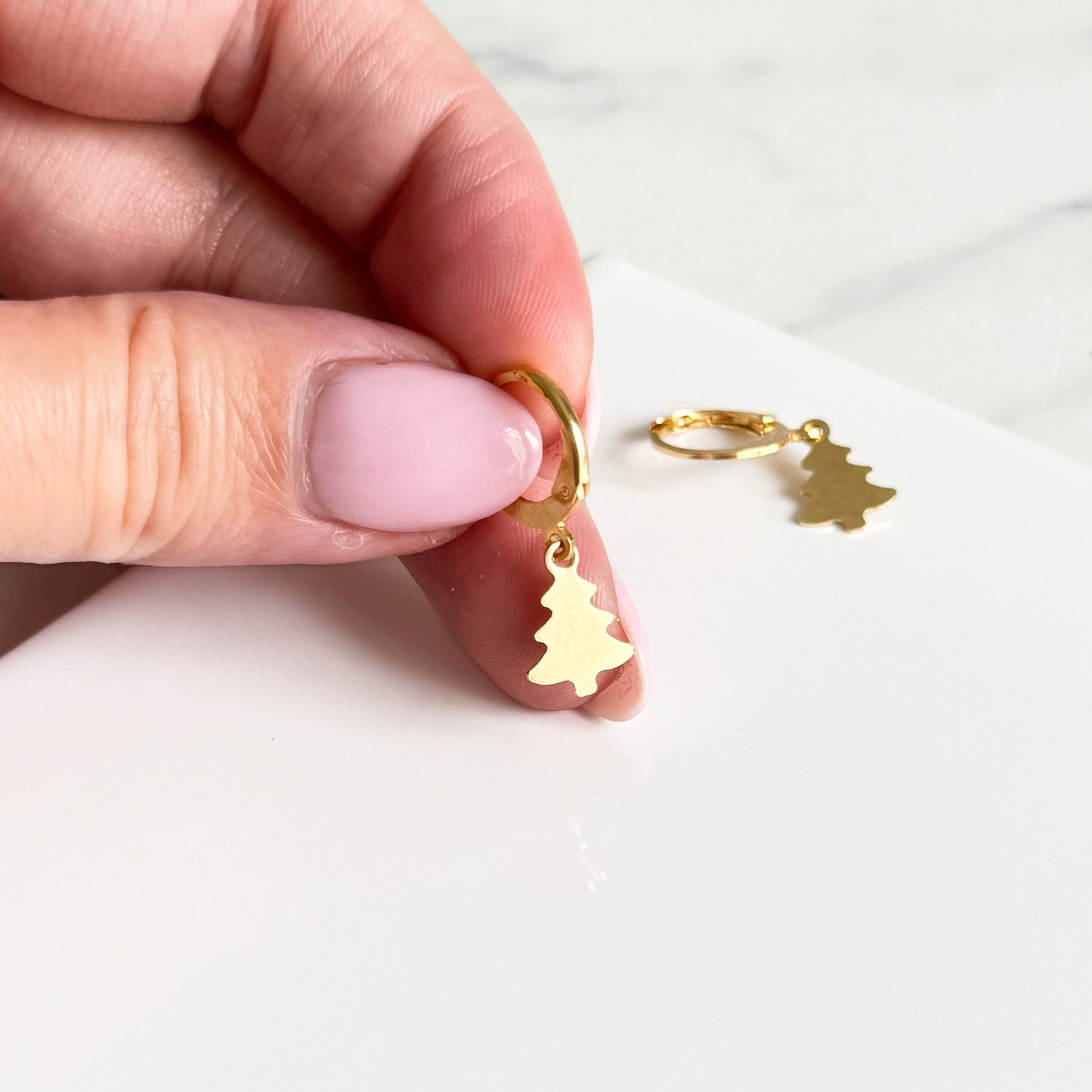 Gold Tree Huggies