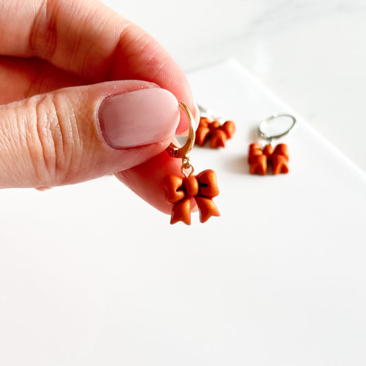 Copper Bow Huggies