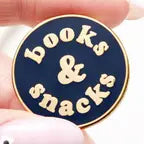 BOOKS & SNACKS PIN BLK
